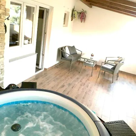 With 3 In Zadar, With Enclosed Garden And Wifi