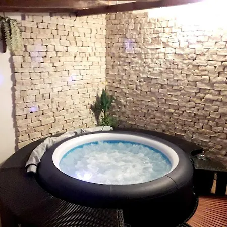 Apartment With 3 In Zadar, With Enclosed Garden And Wifi *